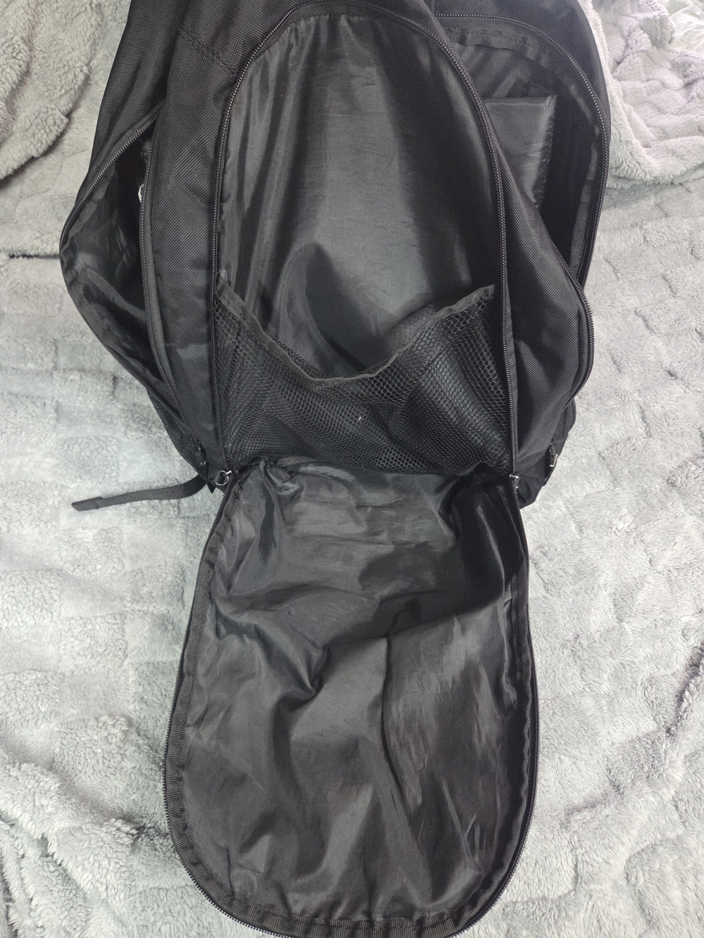 Targus Black Everyday Laptop Backpack - Picture 5 of 13